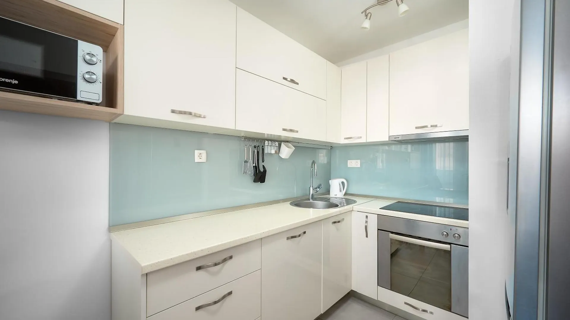 Comfortable Apartment Split